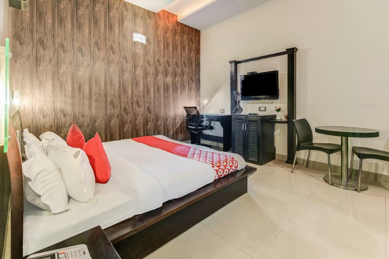 Oyo 27999 Hotel Deep Sirsa Buitenkant foto